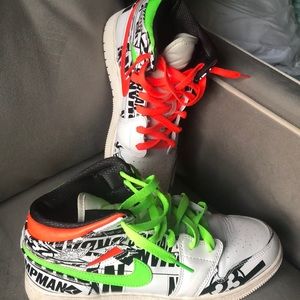 Air Jordan 1 Mid Neon Green and Orange Laces All over Logo BOY SIZE 7